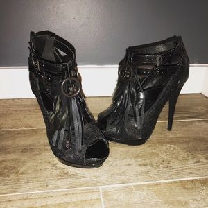 Lace and feather heels